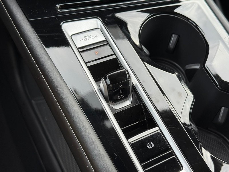 Volkswagen Atlas Vehicle Full-screen Gallery Image 20