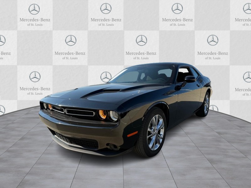 Dodge Challenger Vehicle Full-screen Gallery Image 5