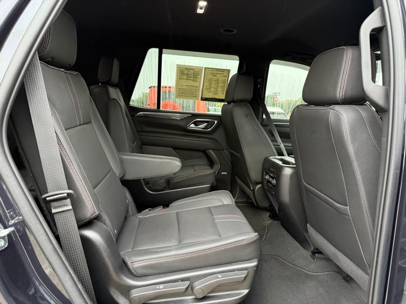 Chevrolet Tahoe Vehicle Full-screen Gallery Image 10