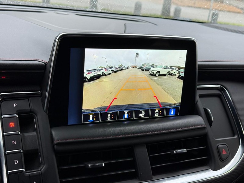 Chevrolet Tahoe Vehicle Full-screen Gallery Image 22