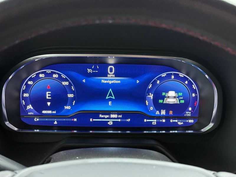 Chevrolet Tahoe Vehicle Full-screen Gallery Image 23