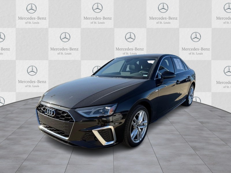 Audi A4 Sedan Vehicle Full-screen Gallery Image 5