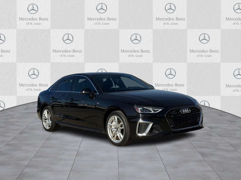 Audi A4 Sedan Vehicle Full-screen Gallery Image 6
