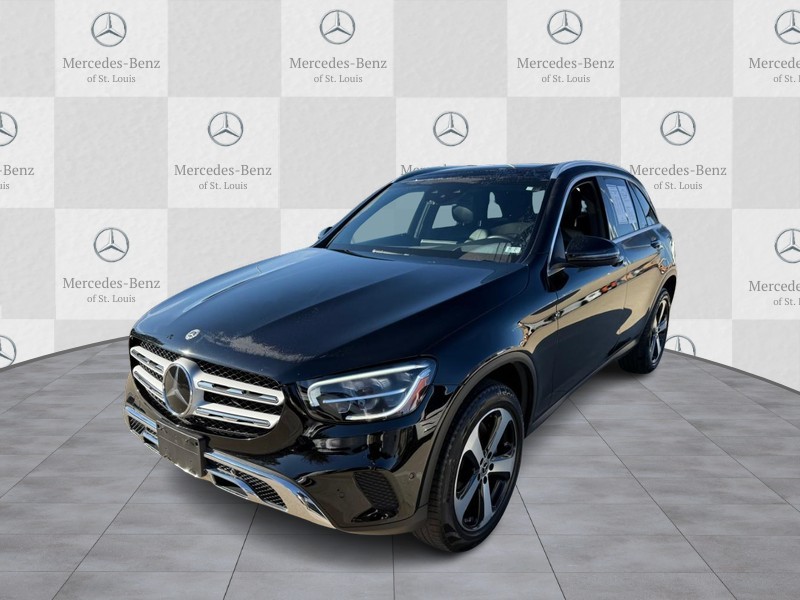 Mercedes-Benz GLC Vehicle Full-screen Gallery Image 6