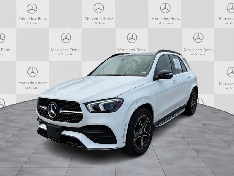 Mercedes-Benz GLE Vehicle Full-screen Gallery Image 5