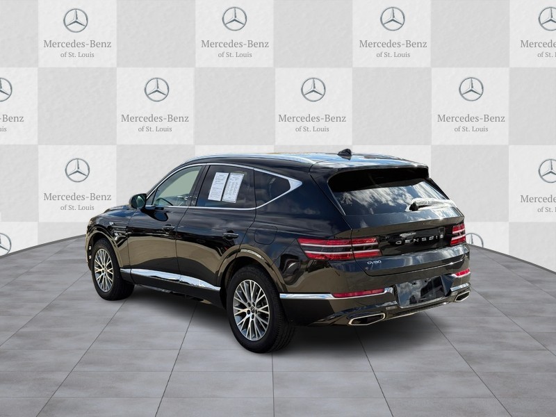 Genesis GV80 Vehicle Full-screen Gallery Image 04