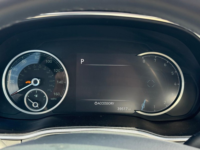 Genesis GV80 Vehicle Full-screen Gallery Image 20