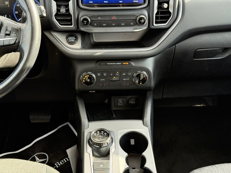 Ford Bronco Sport Vehicle Full-screen Gallery Image 14