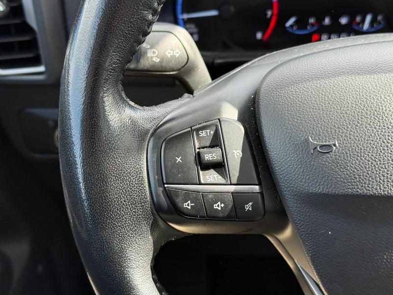 Ford Bronco Sport Vehicle Full-screen Gallery Image 20