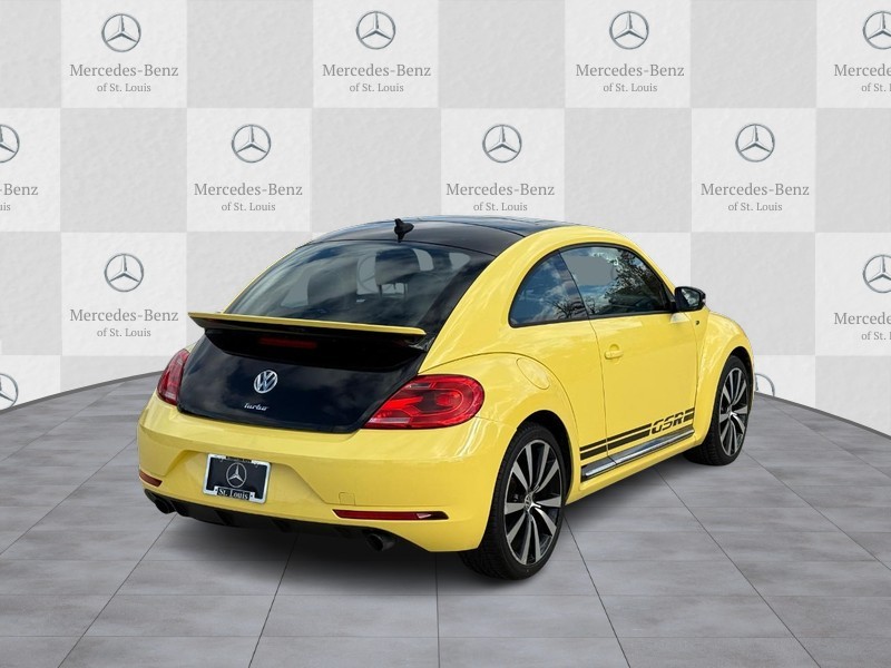 Volkswagen Beetle Coupe Vehicle Full-screen Gallery Image 3