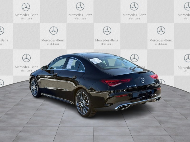 Mercedes-Benz CLA Vehicle Full-screen Gallery Image 04