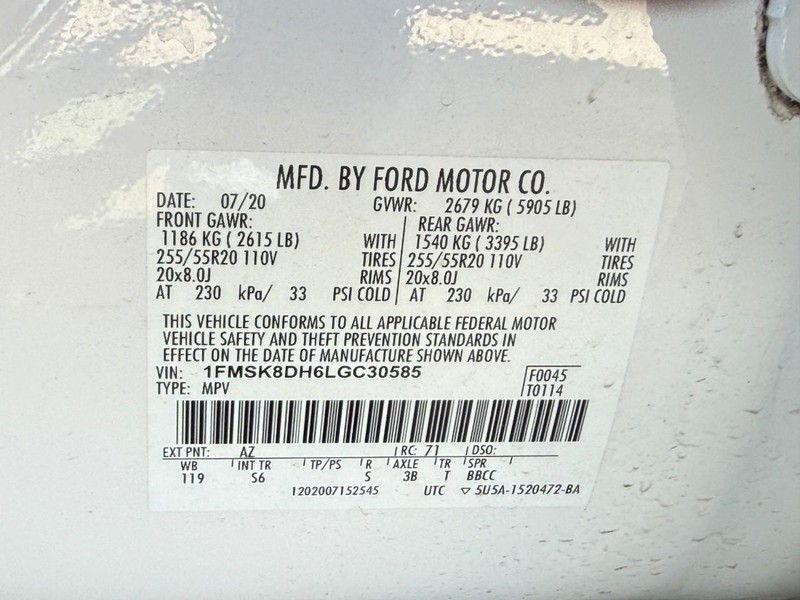 Ford Explorer Vehicle Full-screen Gallery Image 23