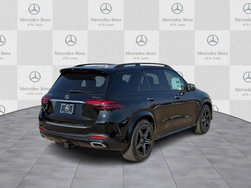 Mercedes-Benz GLE Vehicle Full-screen Gallery Image 3