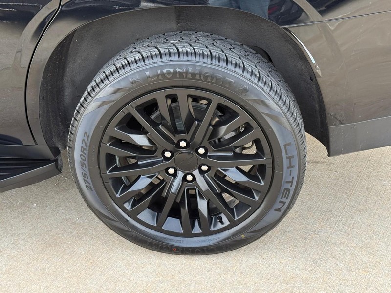 Chevrolet Tahoe Vehicle Full-screen Gallery Image 11