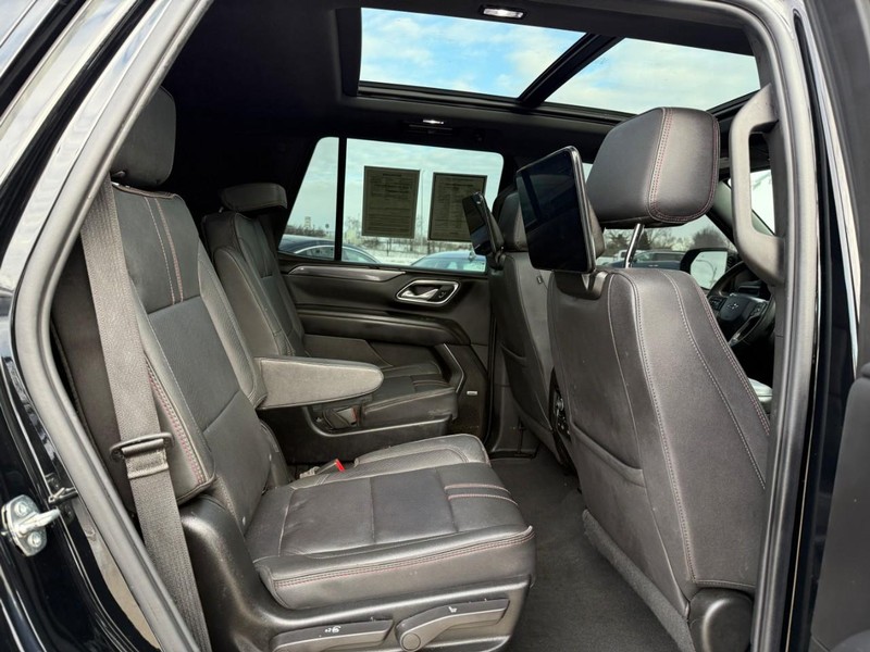 Chevrolet Tahoe Vehicle Full-screen Gallery Image 12