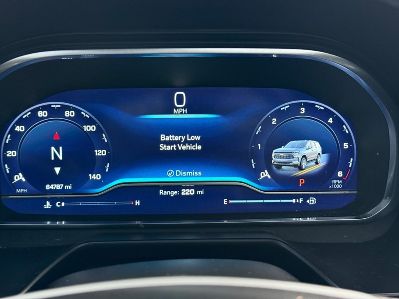 Chevrolet Tahoe Vehicle Full-screen Gallery Image 25