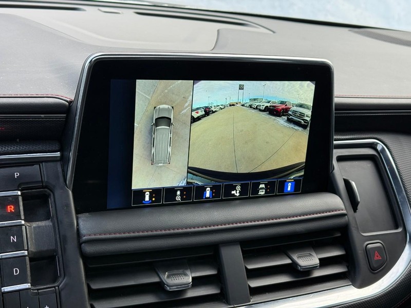 Chevrolet Tahoe Vehicle Full-screen Gallery Image 27