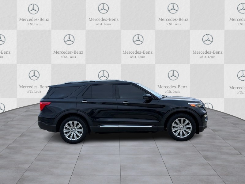 Ford Explorer Vehicle Full-screen Gallery Image 2