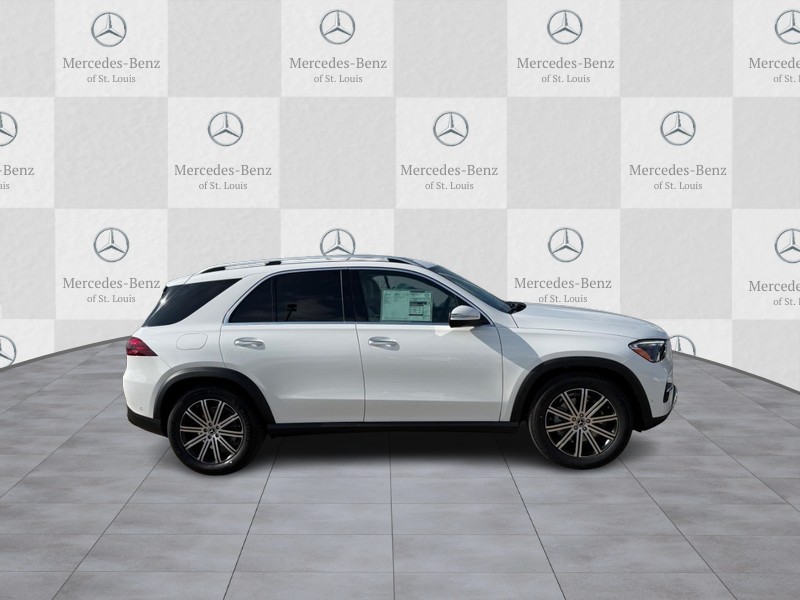 Mercedes-Benz GLE Vehicle Full-screen Gallery Image 2