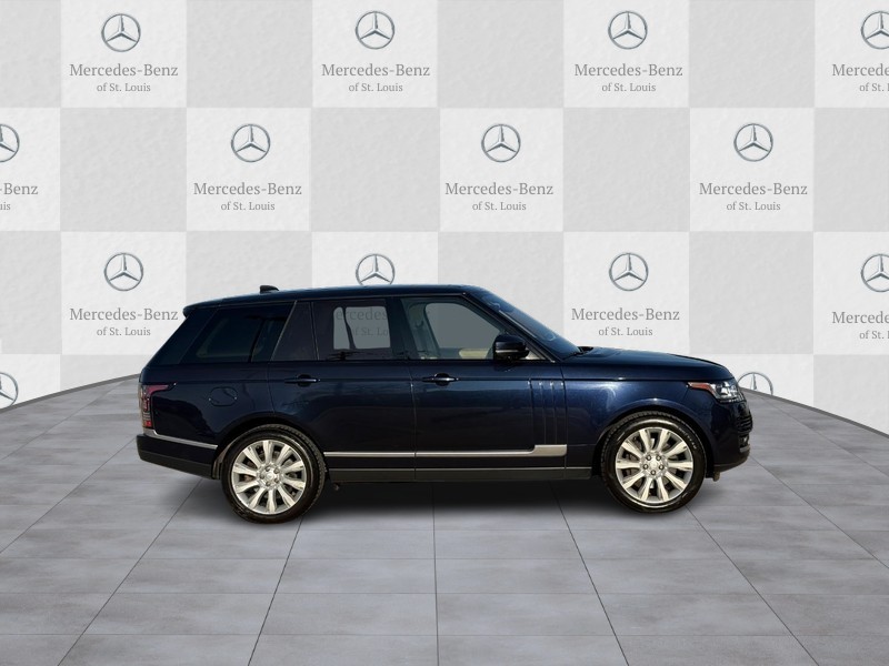 Land Rover Range Rover Vehicle Full-screen Gallery Image 02