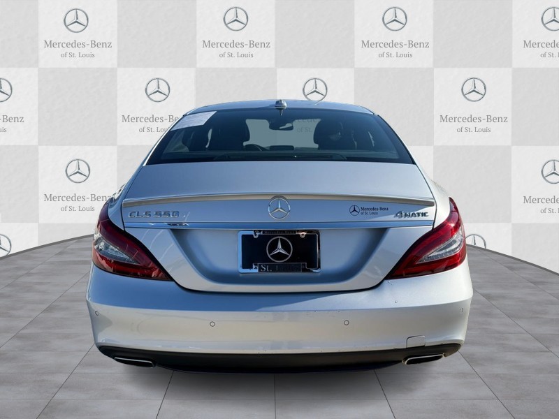Mercedes-Benz CLS Vehicle Full-screen Gallery Image 6