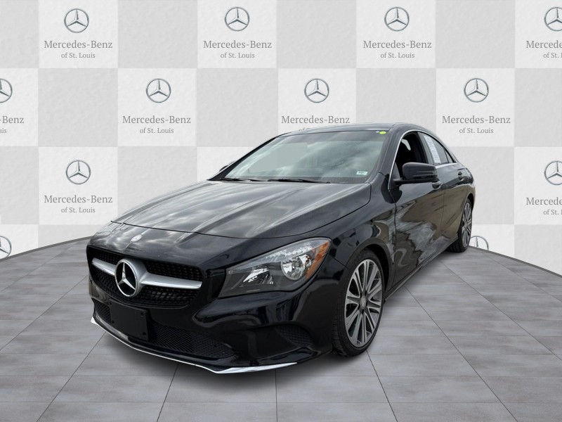 Mercedes-Benz CLA Vehicle Full-screen Gallery Image 5