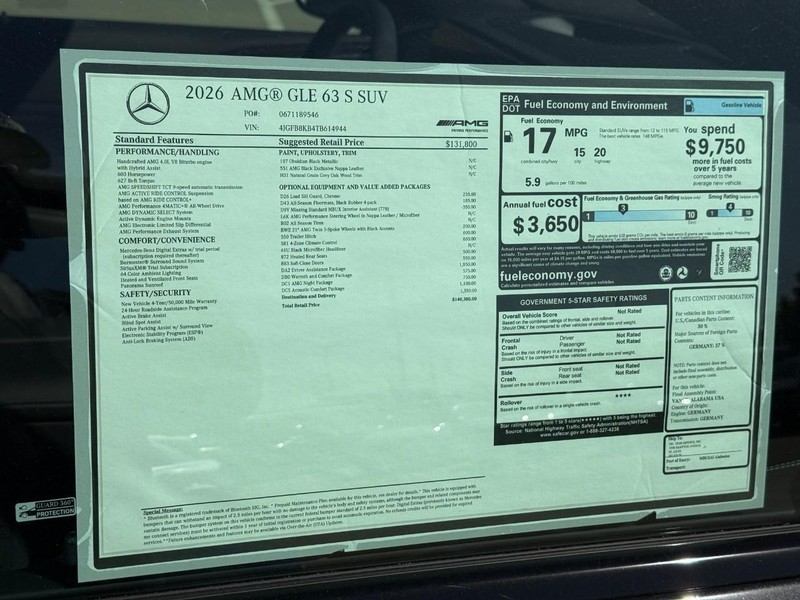 Mercedes-Benz GLE Vehicle Full-screen Gallery Image 5