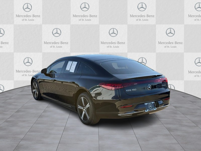 Mercedes-Benz EQS Vehicle Full-screen Gallery Image 04