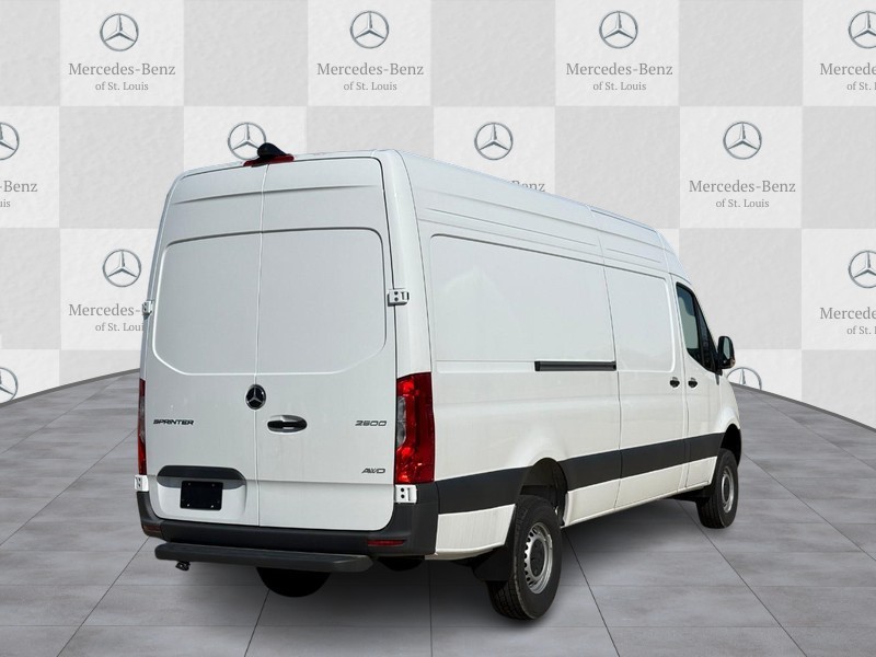 Mercedes-Benz Sprinter Cargo Van Vehicle Full-screen Gallery Image 3