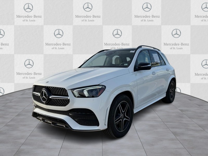 Mercedes-Benz GLE Vehicle Full-screen Gallery Image 5