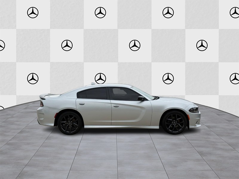 Dodge Charger Vehicle Full-screen Gallery Image 02
