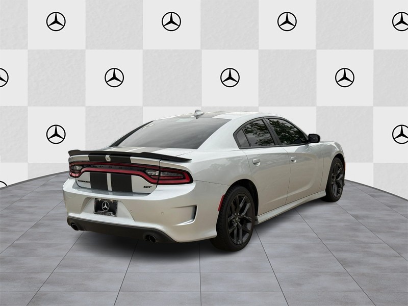 Dodge Charger Vehicle Full-screen Gallery Image 03