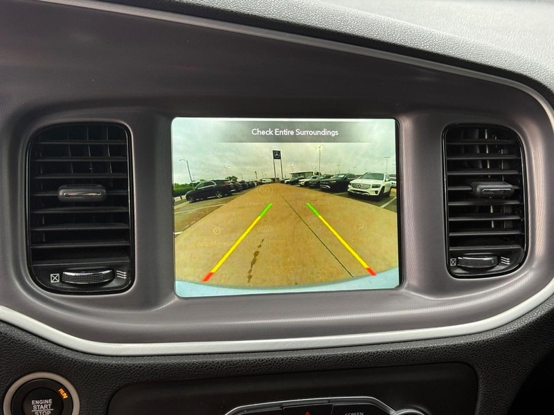 Dodge Charger Vehicle Full-screen Gallery Image 22