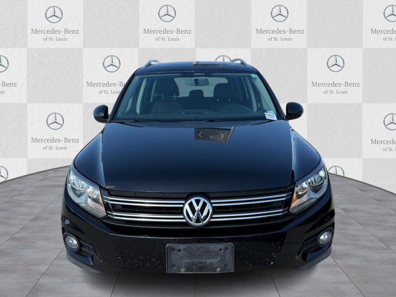 Volkswagen Tiguan Vehicle Full-screen Gallery Image 6