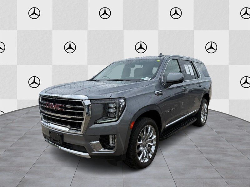 GMC Yukon Vehicle Full-screen Gallery Image 07