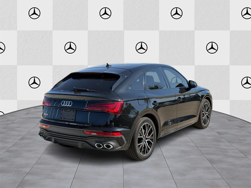 Audi SQ5 Sportback Vehicle Full-screen Gallery Image 03