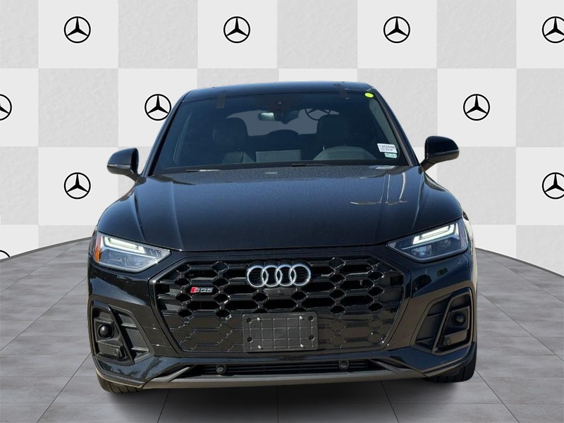 Audi SQ5 Sportback Vehicle Full-screen Gallery Image 06