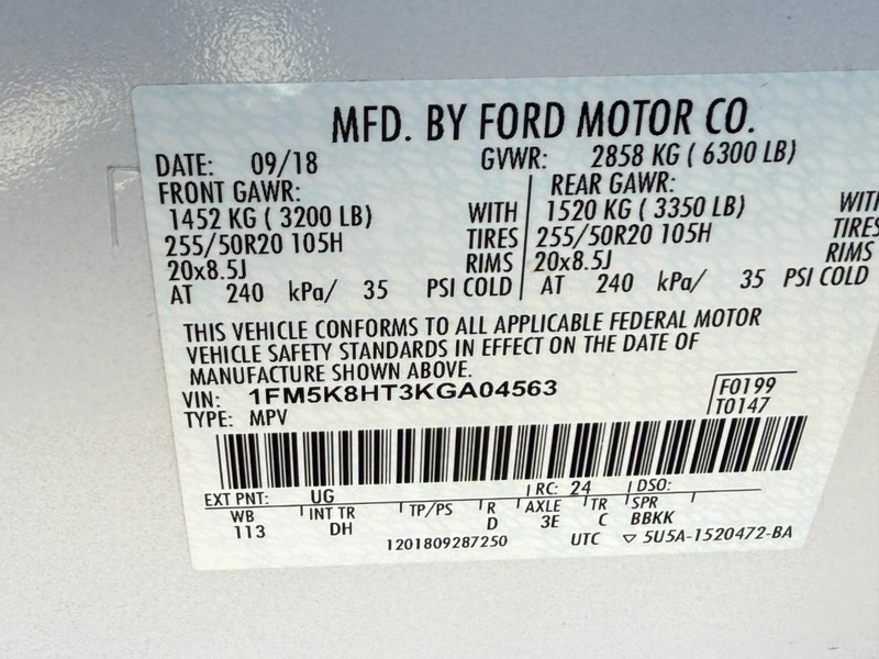 Ford Explorer Vehicle Full-screen Gallery Image 27