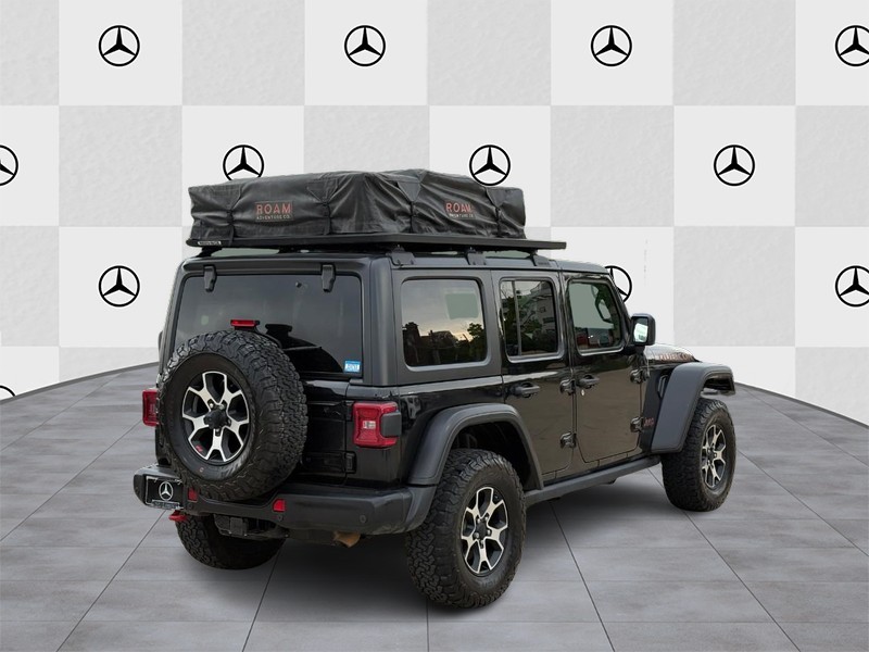 Jeep Wrangler Vehicle Full-screen Gallery Image 03