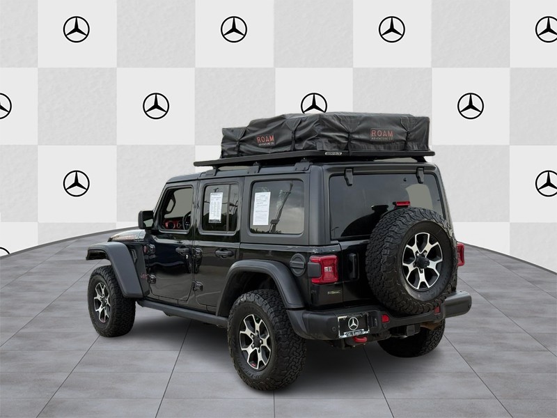 Jeep Wrangler Vehicle Full-screen Gallery Image 04