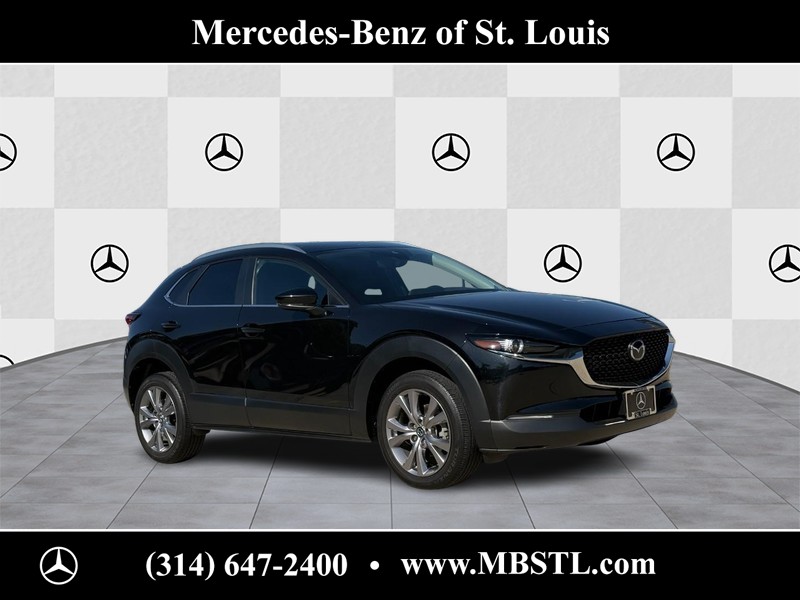 Mazda CX-30 Vehicle Full-screen Gallery Image 01