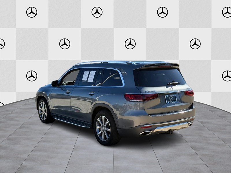 Mercedes-Benz GLS Vehicle Full-screen Gallery Image 4