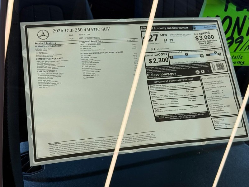 Mercedes-Benz GLB Vehicle Full-screen Gallery Image 6