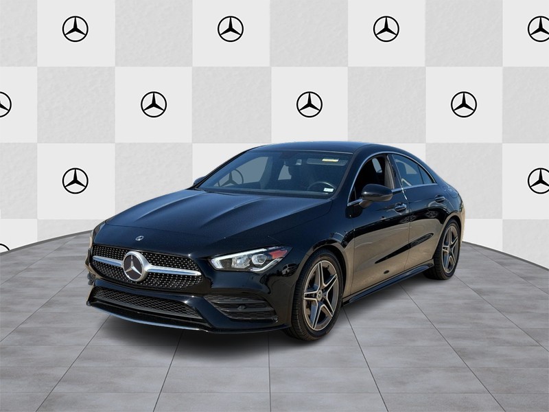 Mercedes-Benz CLA Vehicle Full-screen Gallery Image 08