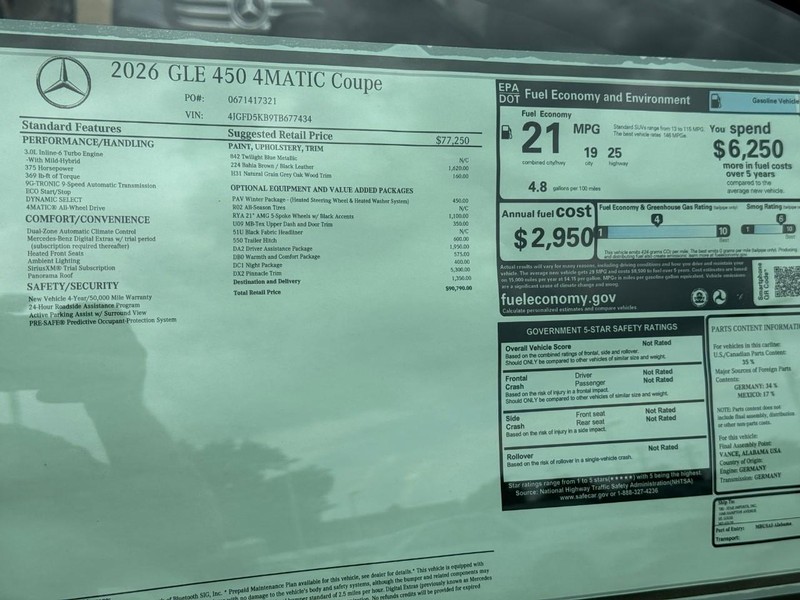 Mercedes-Benz GLE Vehicle Full-screen Gallery Image 6