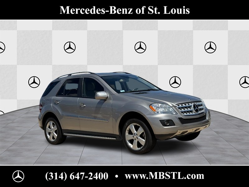 Used 2009 Mercedes-Benz M-Class ML350 with VIN 4JGBB86E19A454877 for sale in St. Louis, MO