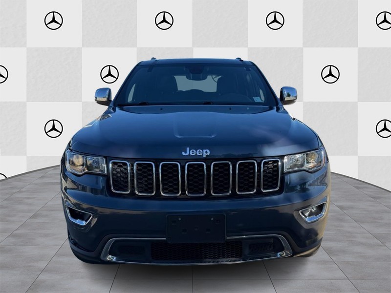 Jeep Grand Cherokee Vehicle Full-screen Gallery Image 7