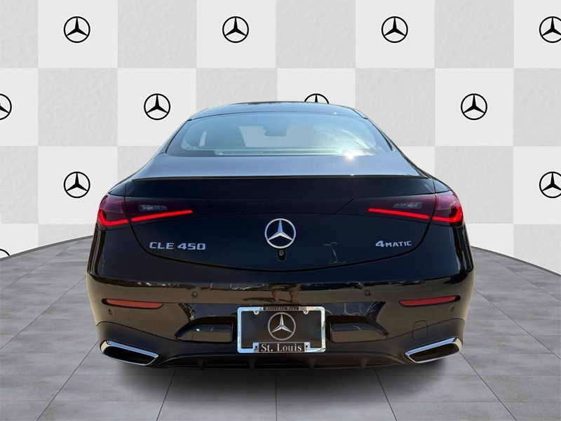 Mercedes-Benz CLE Vehicle Full-screen Gallery Image 6