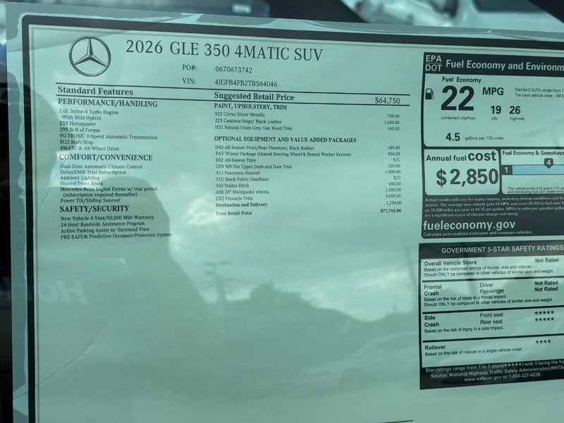 Mercedes-Benz GLE Vehicle Full-screen Gallery Image 4