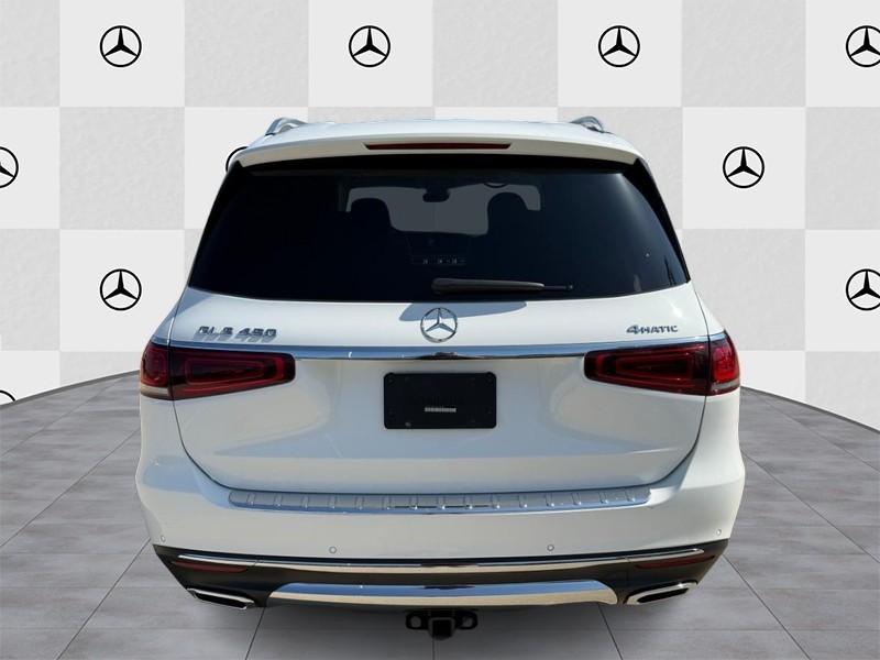 Mercedes-Benz GLS Vehicle Full-screen Gallery Image 6